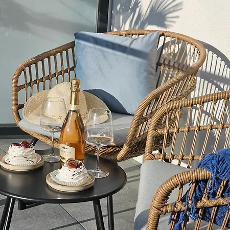 Przy Parkowej W Centrum Niechorza Blisko Plazy Niechorze